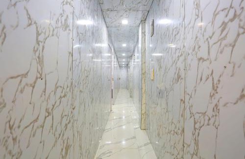 Malviya Nagar Hotel | Hotel O Happy Hours
