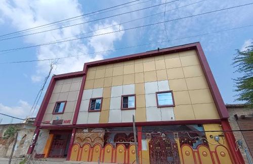 Ayodhya Apartamento | Hotel O Home Shri Hari Lodge Homestay