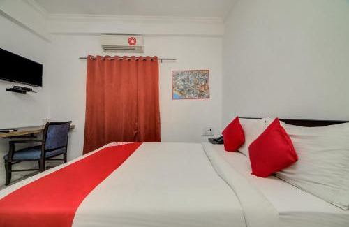 Kukatpalli Hotel | Hotel O JNTU college Near LULU mall, KPHB Colony.