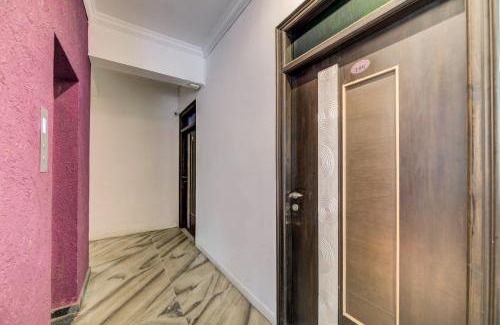 Kukatpalli Hotel | Hotel O JNTU college Near LULU mall, KPHB Colony.