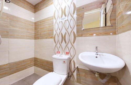 Chinatown Hotel | OYO 552 Hotel Kl Centre Point
