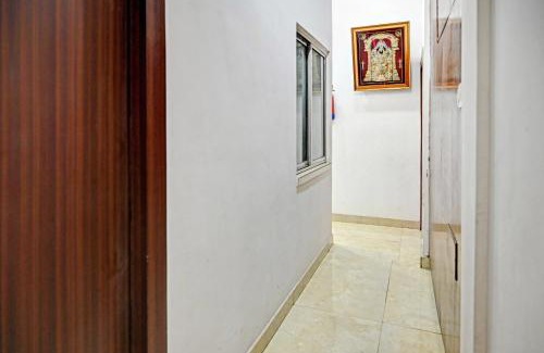 Jadavpur Hotel | Hotel O LAXMI GUEST HOUSE JADAVPUR