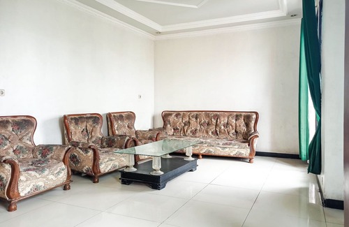 Sei Pinang Hotel | Hotel O Lima Dara