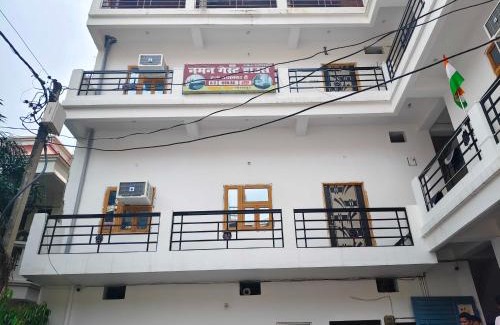 Gorakhpur Hotel | Hotel O Naman Guest House