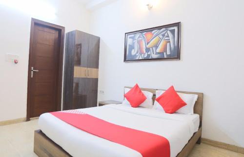 Aurangabad Hotel | Hotel O New Raj Kamal