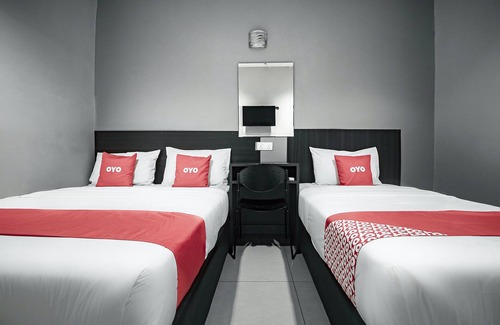 Sibu Hotel | OYO 89885 Nice Stay Three Six Five Services