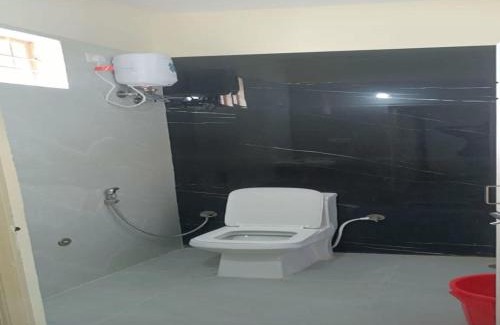 Tirupati Hotel | Hotel O Pranavam Home Stay