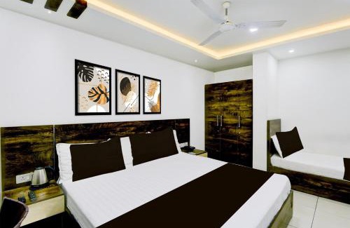 Kozhikode Hotel | Hotel O R K Residency