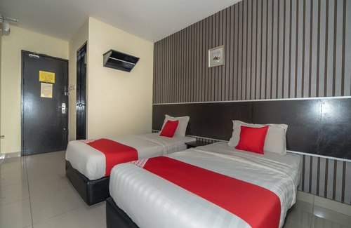 Downtown Kota Kinabalu Hotel | OYO 89965 Stay Inn Ii