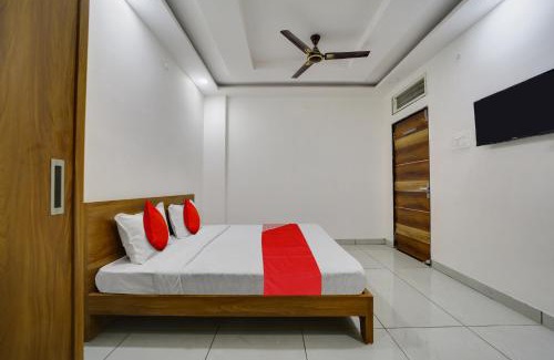 Bhopal Hotel | Hotel O Swastik