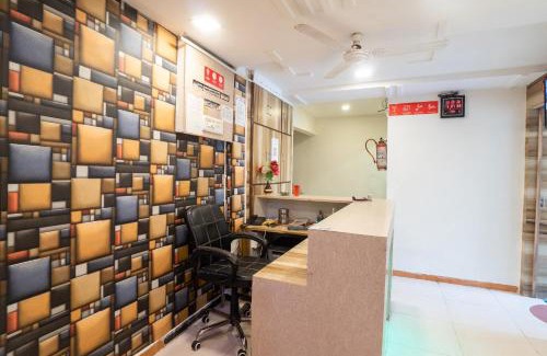 Navrangpura Hotel | Hotel O Swell