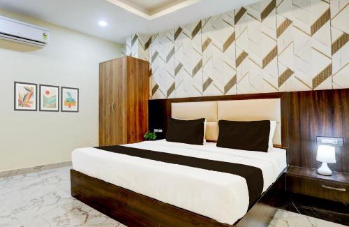 Kanpur Hotel | Hotel O The Skies