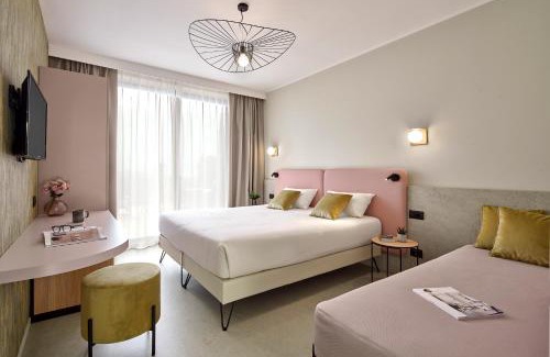 Malcesine Hotel | Hotel Oasi Beach