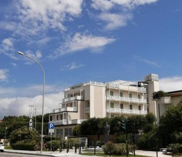 Marina di Pietrasanta Hotel | Hotel Oceano