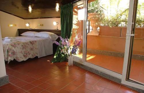 Rione IV Campo Marzio Hotel | Hotel OKAPI