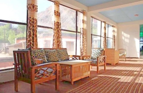 Kaza Hotel | Hotel Old Monk, Kaza