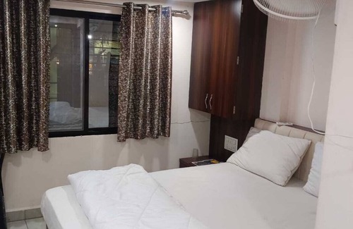 Ujjain Hotel | Hotel Om Omkar