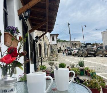 Berat Hotel | Hotel Omer