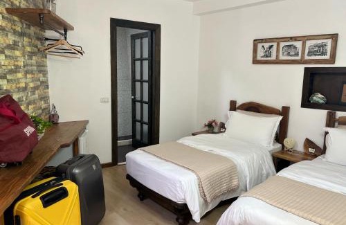 Berat Hotel | Hotel Omer
