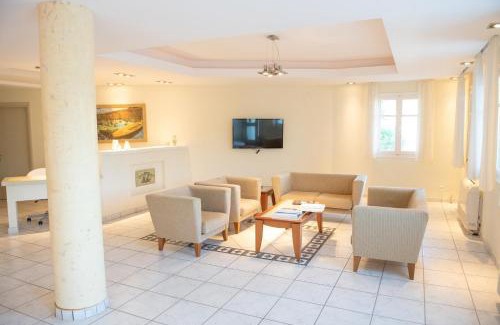 Vathy Hotel | Hotel Omirikon