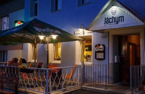 Jachymov Cama Y Desayuno | Hotel Orix