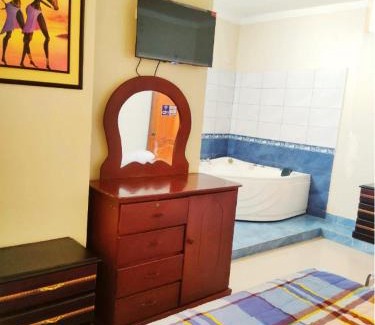 Huaquillas Hotel | Hotel Orquídeas South