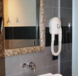 Torri del Benaco Hotel | Hotel Pace