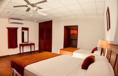 Costa Del Sol Hotel | Hotel Pacific Paradise