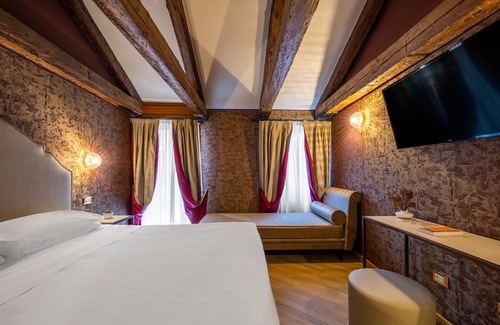 Castello Hotel | Hotel Paganelli