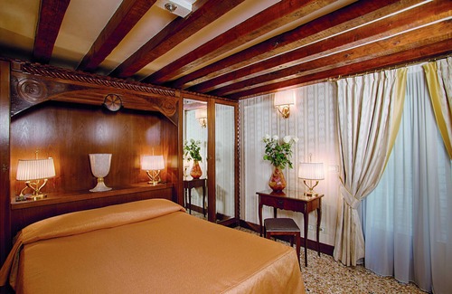 Dorsoduro Hotel | Hotel Palazzo Stern