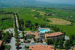 San Quirico d'Orcia Hotel | Hotel Palazzuolo