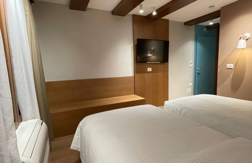 Gjirokaster Hotel | Hotel Palorto