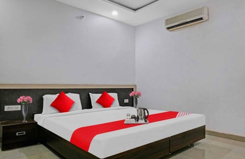 Varanasi Hotel | Hotel Paradies By GRB