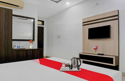 Varanasi Hotel | Hotel Paradies By GRB