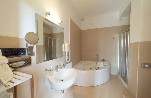 Tiche Hotel | Hotel Parco delle Fontane