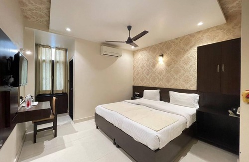 Varanasi Hotel | Hotel Park Plaza Varanasi