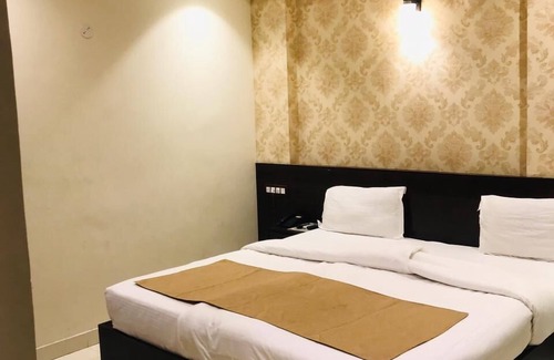 Varanasi Hotel | Hotel Park Plaza Varanasi