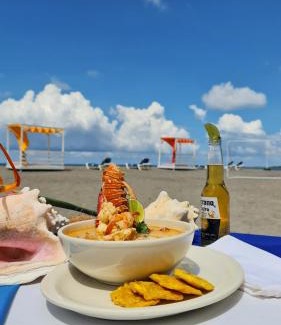 La Ceiba Hotel | Hotel Partenon Beach