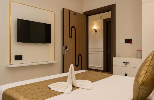 Faizabad Hotel | Hotel Parth Inn Ayodhya - Just Steps from Ram Mandir