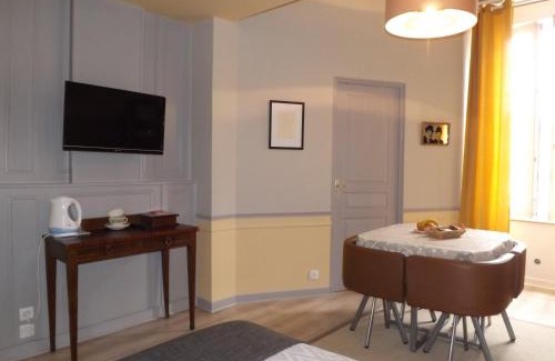Centre ville - Urbanistes Cama Y Desayuno | HOTEL particulier LARIBOISIERE