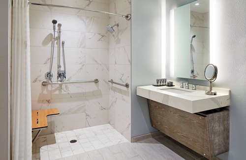 Palm Desert Hotel | Hotel Paseo, Autograph Collection by Marriott