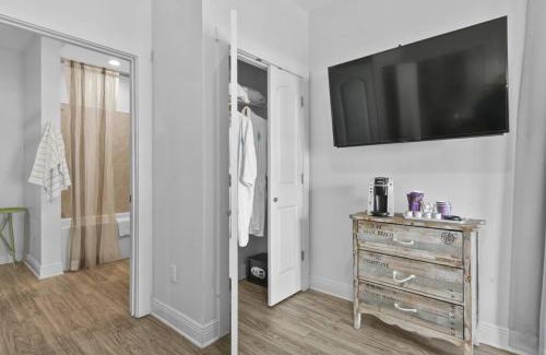 Pass Christian Apartamento | Hotel Pass Christian King Suite 201