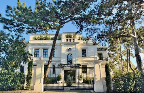 Balatonfured Hotel | Hotel Petit Bois - Adults from 14
