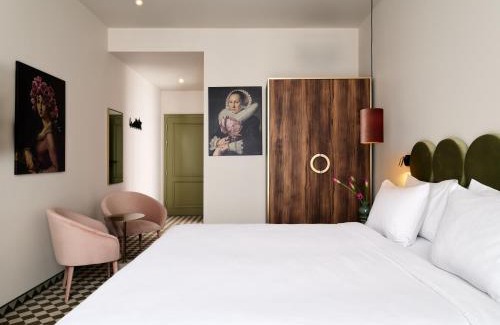 Srodmiescie Hotel | Hotel Pietryna