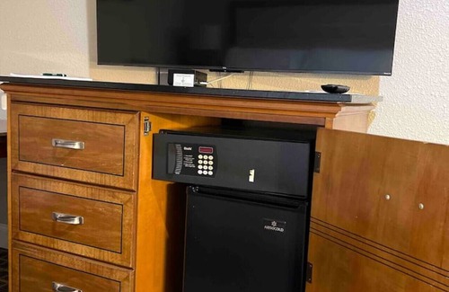 Laurel Casa | Hotel Pinehurst- Jean Theatre, Suite 103