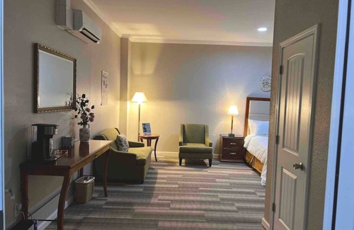 Laurel Casa | Hotel Pinehurst- Pine Belt Suite 207