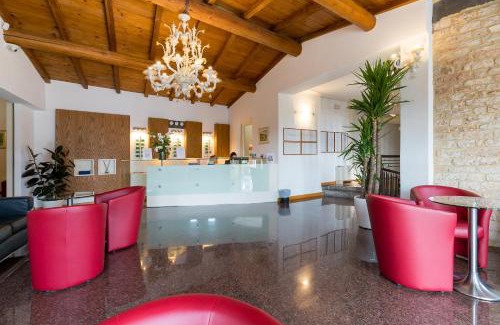 Cerro Veronese Hotel | Hotel Pineta