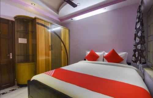 New Town Hotel | Hotel Pinnacle Tower - Near Airport