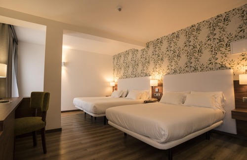 Paxarinas Hotel | Hotel Pirámide