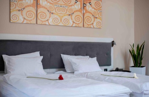 Trebinje Hotel | Hotel Platani